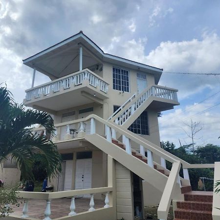 Sea-View Penthouse With Pool And Garden Views - Luxury Coastal Stay Negril Exterior foto